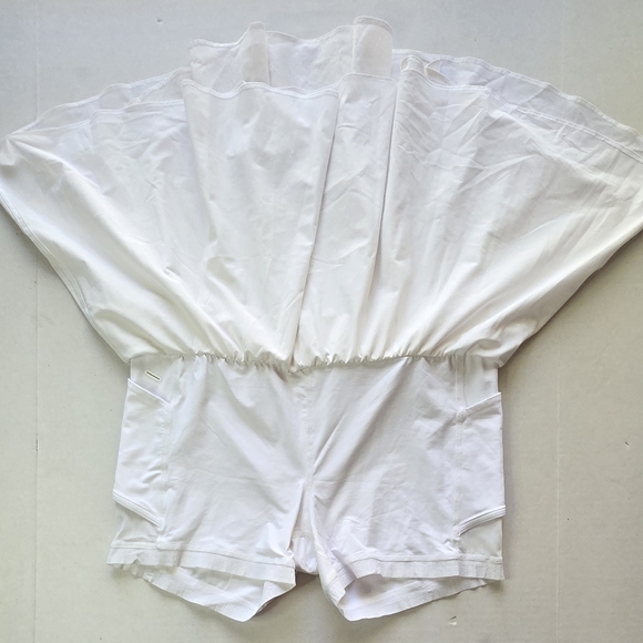 Lululemon Court Rival Skirt - Picture 10 of 16